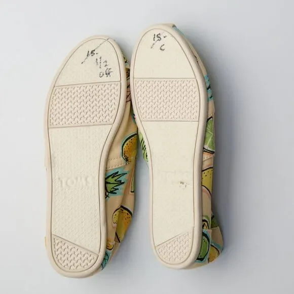 Toms Womens 6.5 Venice Collection Fruit Print Canvas Flats Summer Casual Fun - Picture 4 of 7